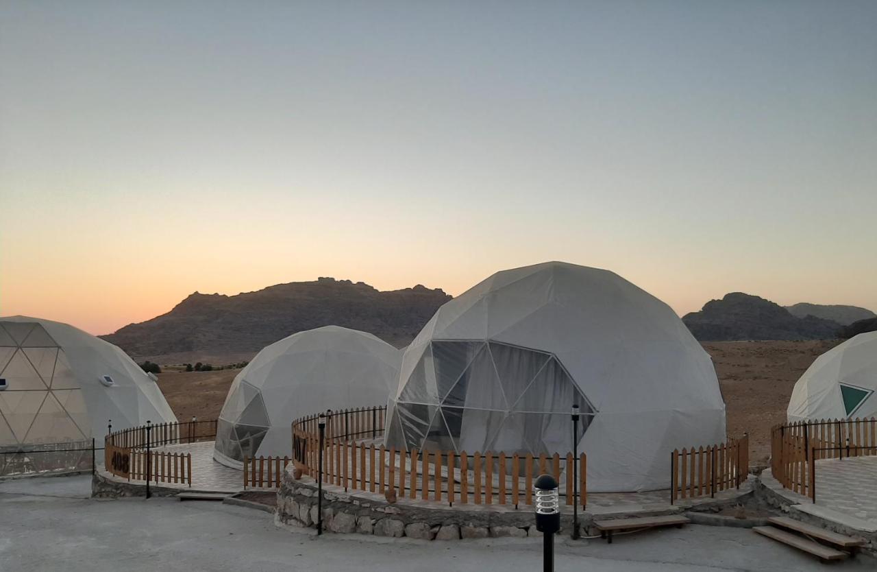 The Rock Camp Petra Hotel Wadi Musa Exterior photo